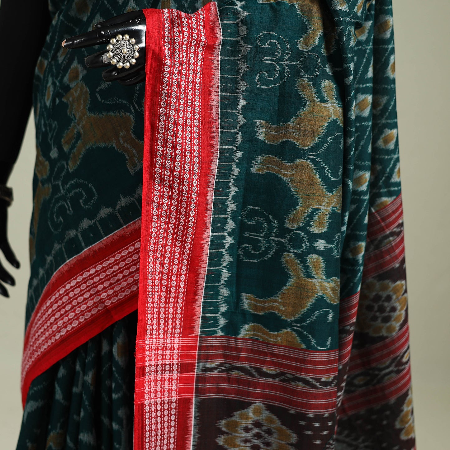 Green Pure Handwoven Sambalpuri Ikat Cotton Saree 02