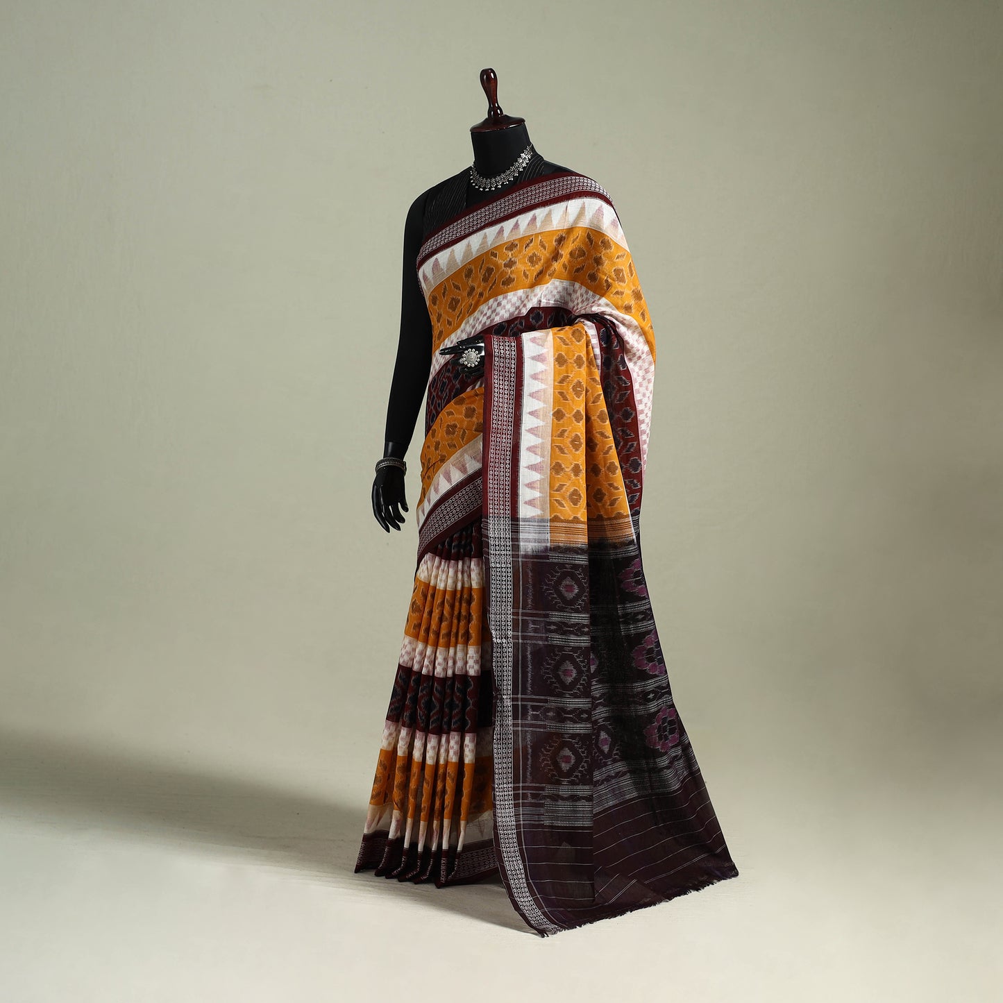 Pure Handwoven Sambalpuri Ikat Cotton Saree 08
