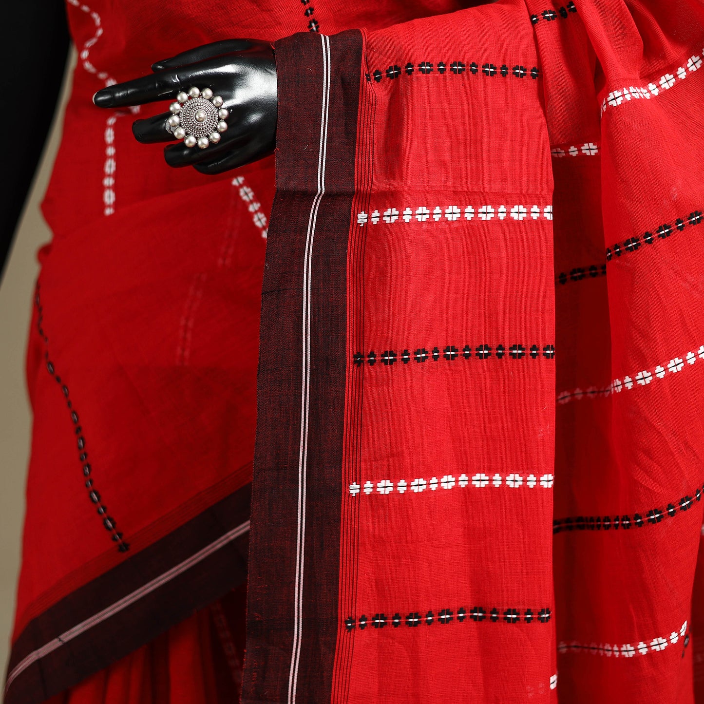 Red - Bengal Handwoven Cotton Begumpuri Saree 28