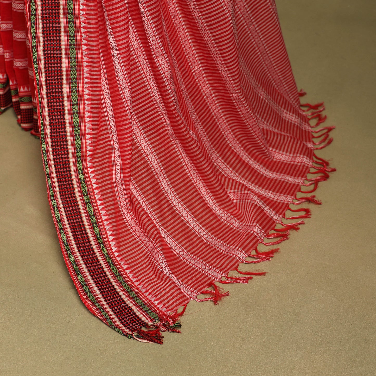 Red - handwoven cotton begumpuri saree 27 - handcrafted