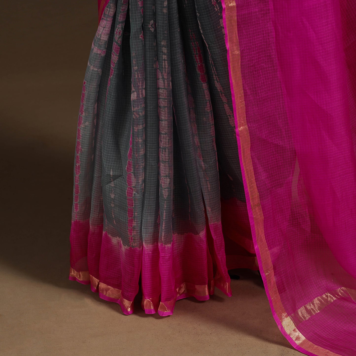 Grey - kota doria silk tie-dye shibori saree 08