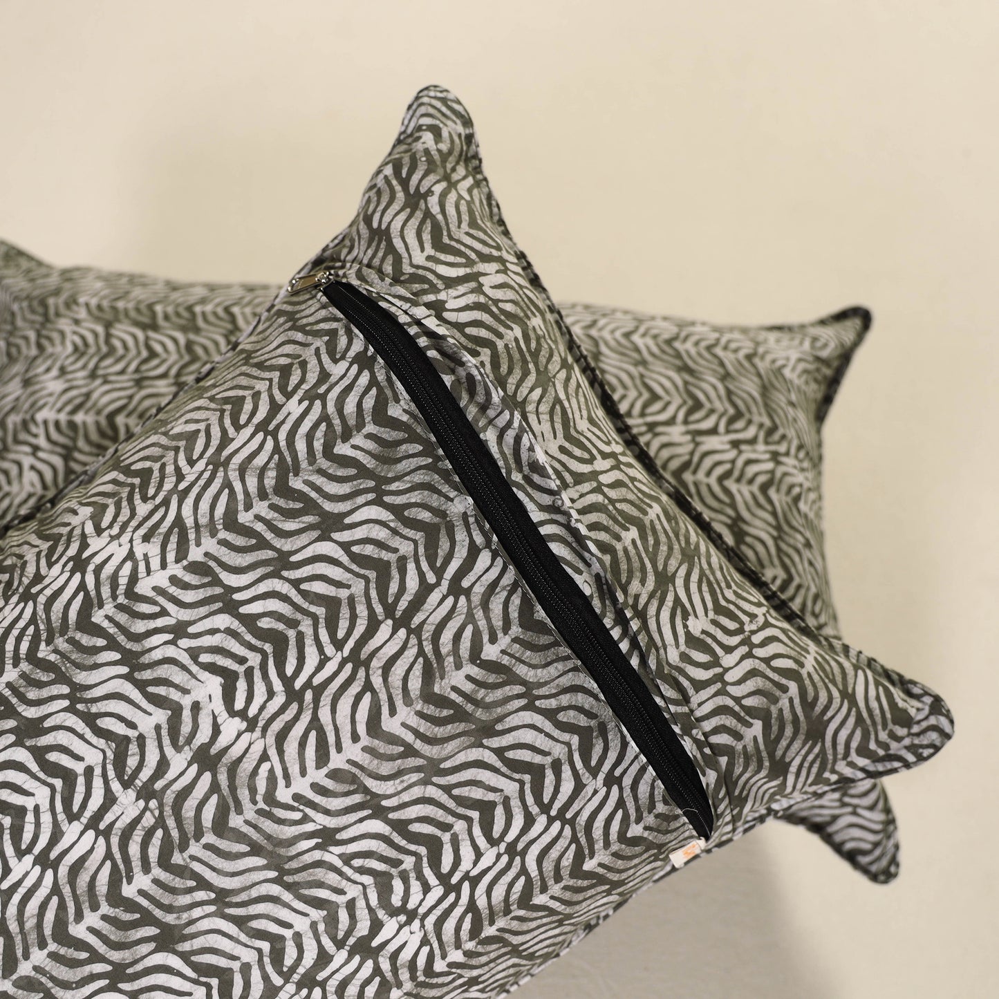 Batik Print Cotton Pillow Covers (Set of 2) 03