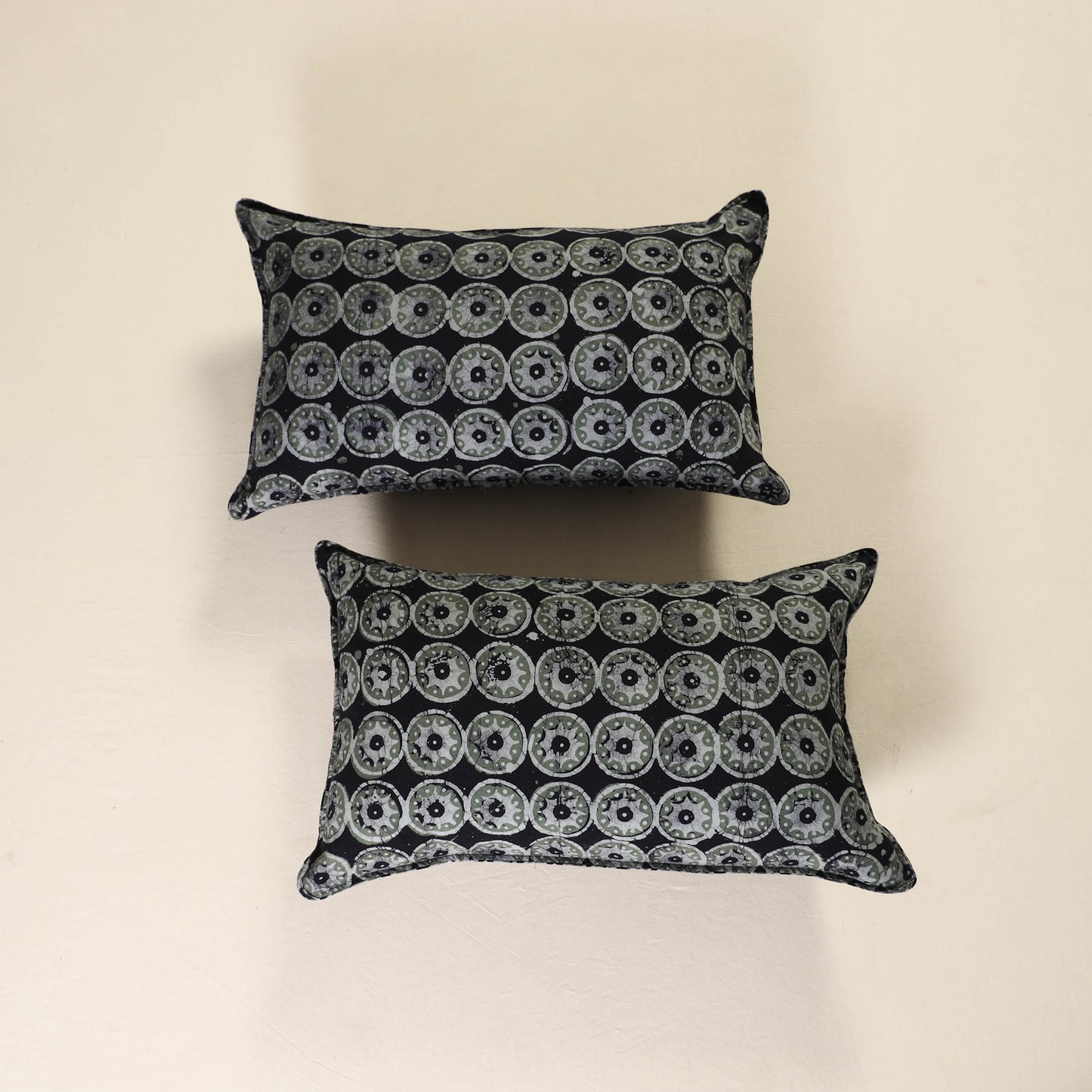 Batik Print Cotton Pillow Covers (Set of 2) 01