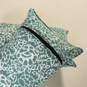 Batik Print Cotton Pillow Covers (Set of 2) 09
