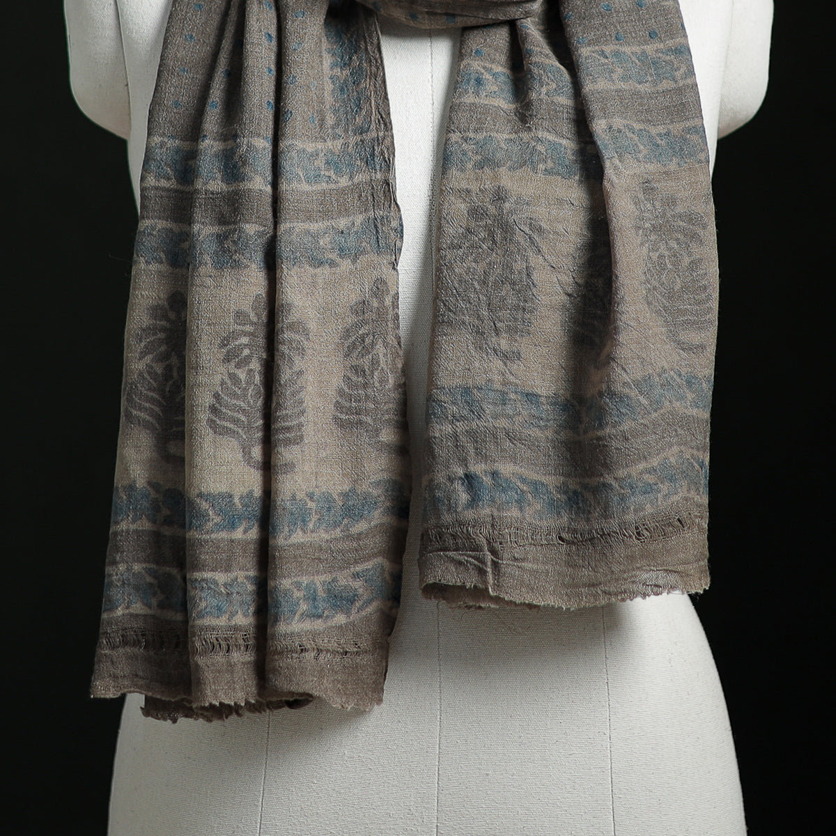 Pure merino wool hand block akola print stole