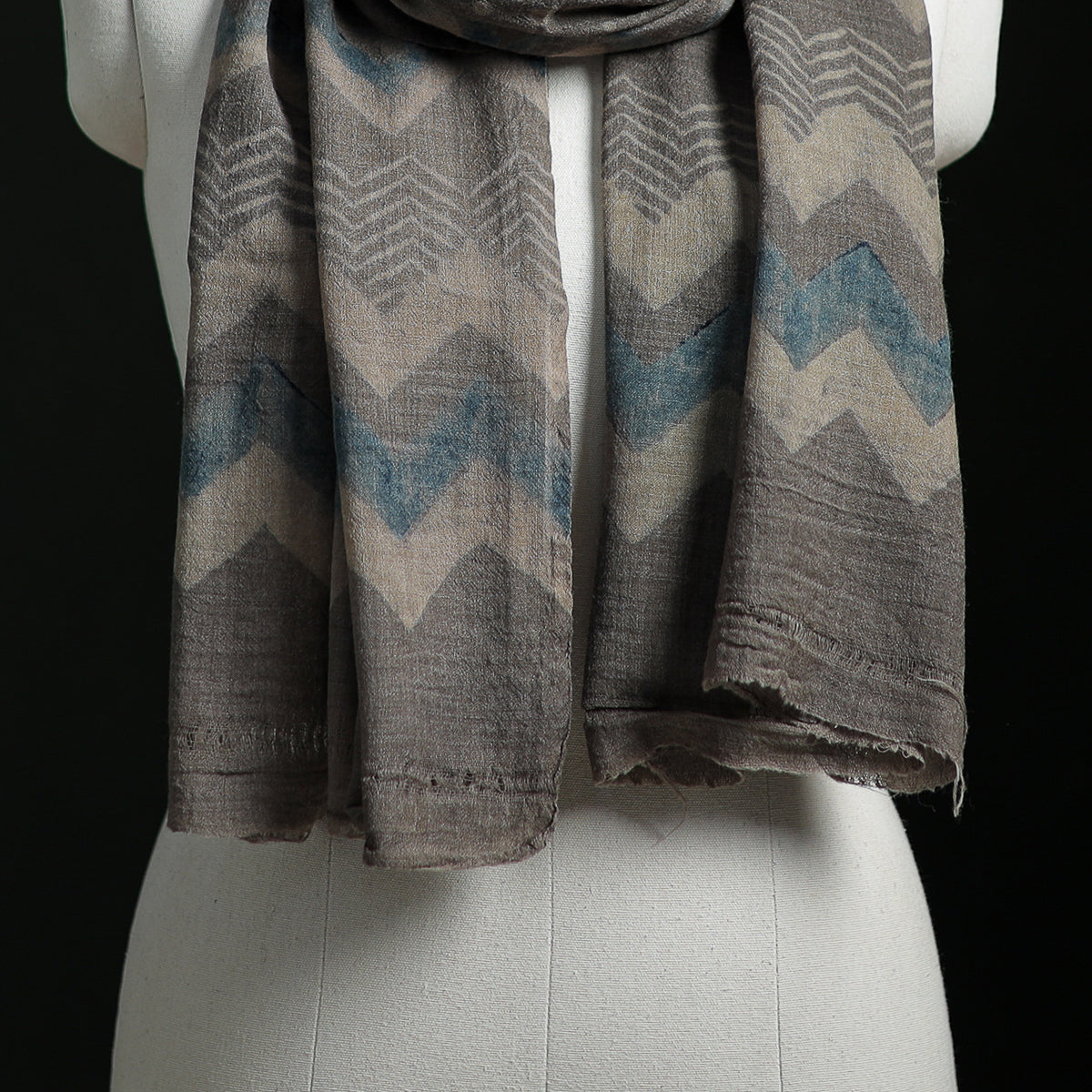 Pure Merino Wool Hand Block Akola Print Stole 11