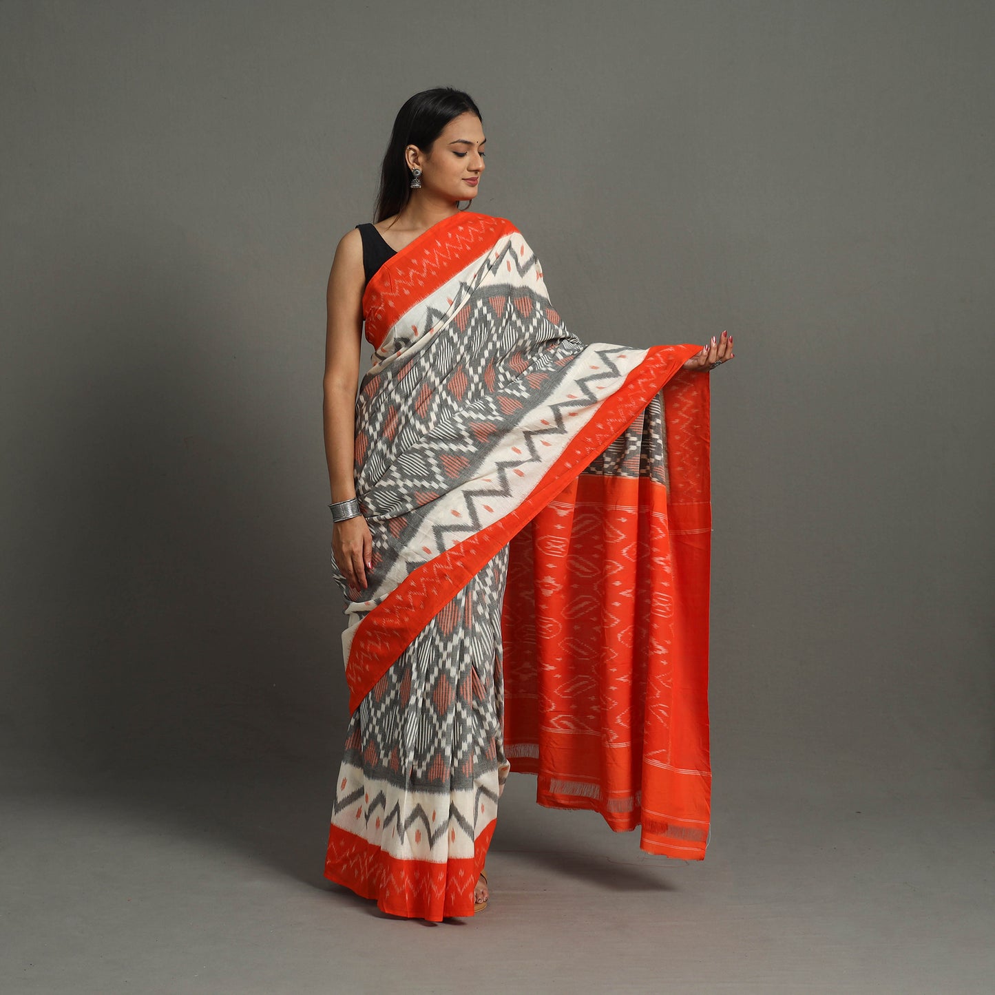 pochampally ikat saree