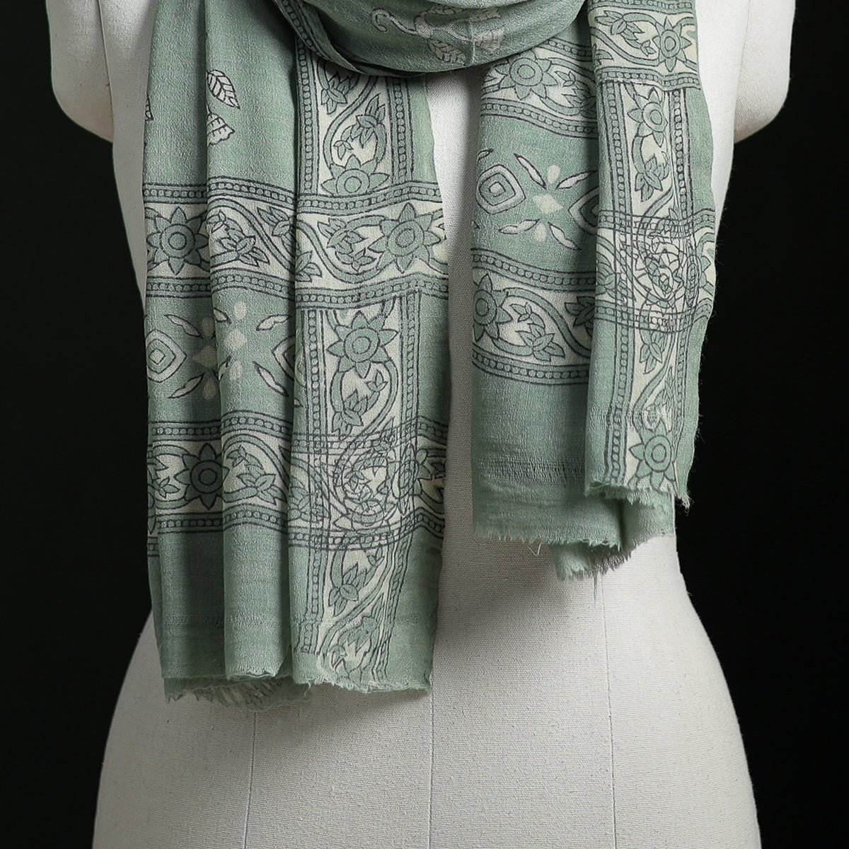 Pure Merino Wool Hand Block Akola Print Stole 39