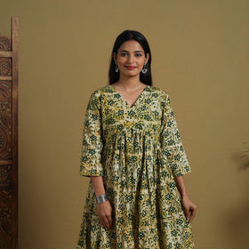  Green Flared Cotton Batik Print Dress 