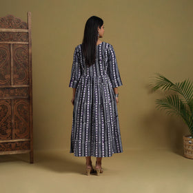 Buy Purple Flared Cotton Batik Print Dress Online 