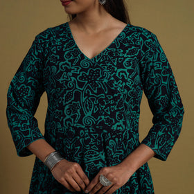 Green - Flared Cotton Batik Print Dress 04