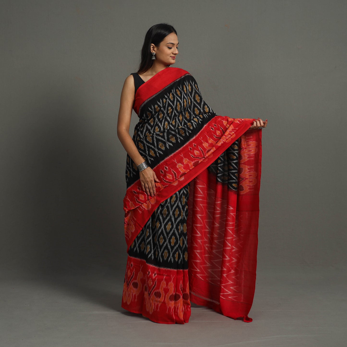 pochampally ikat saree