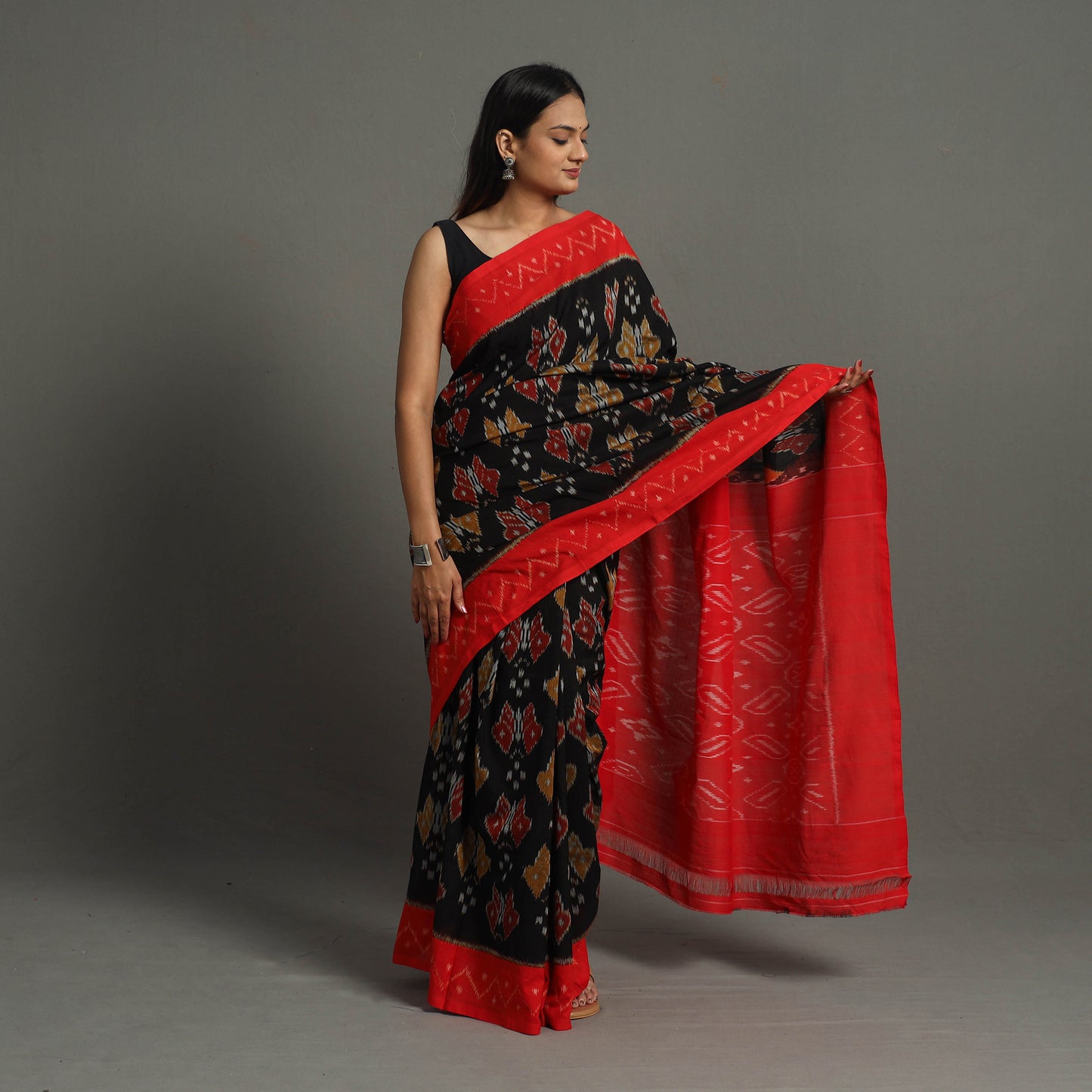 pochampally ikat saree