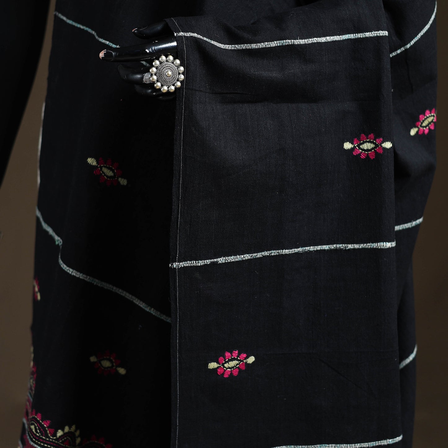 Kantha Hand Embroidered Khes Handwoven Cotton Dupatta 12