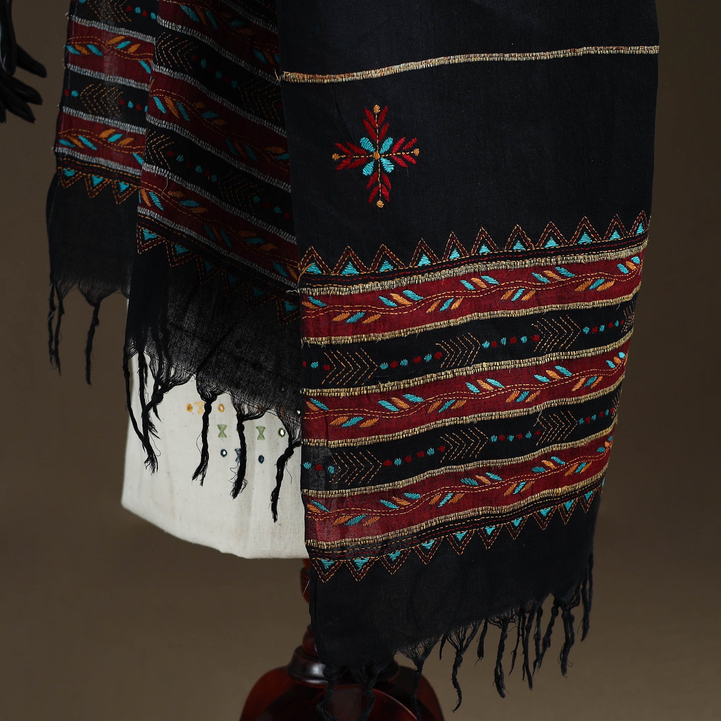 Black - Kantha Hand Embroidered Khes Handwoven Cotton Dupatta 15