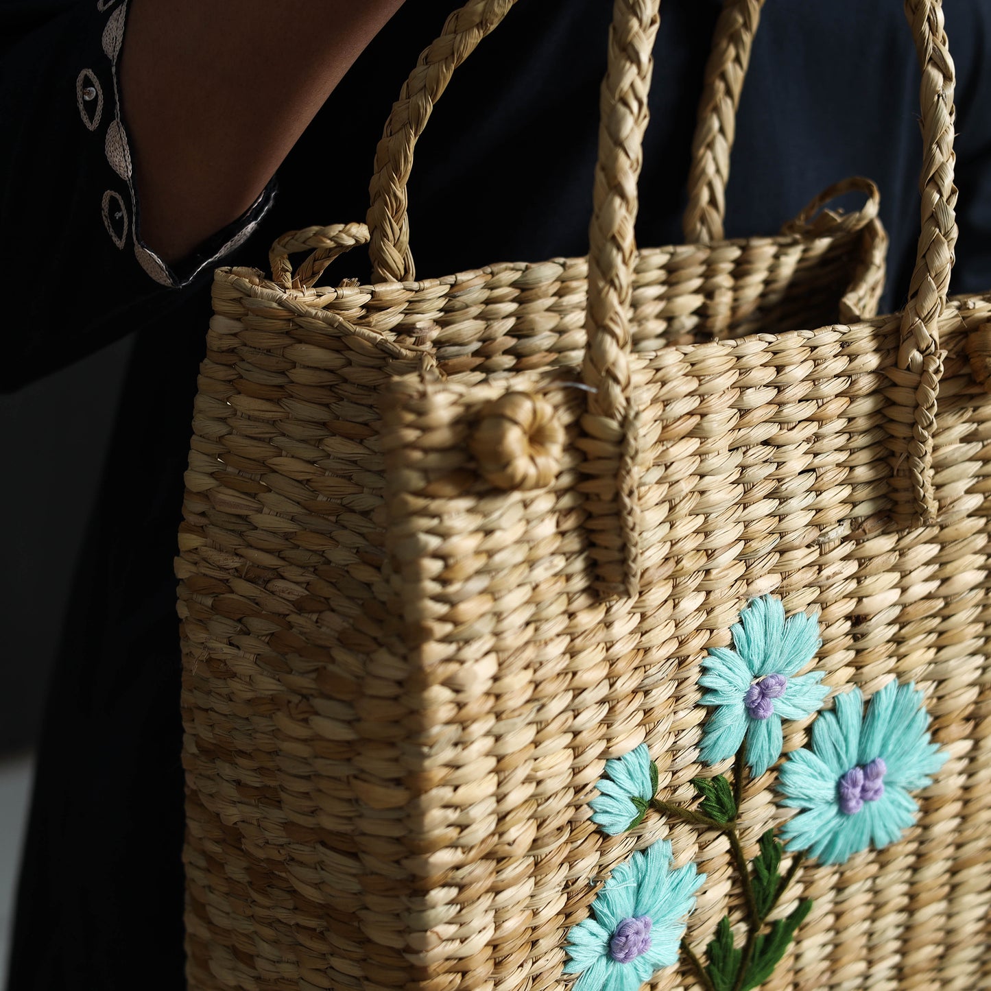 Beige Handcrafted Water Reed Sky Blue Embroidered Shopping Hand Bag