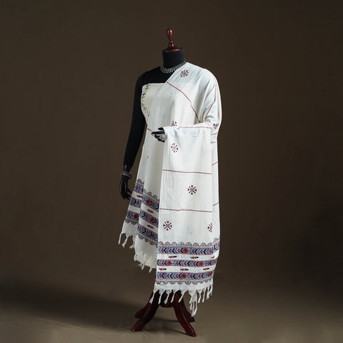 White - Kantha Hand Embroidered Khes Handwoven Cotton Dupatta 17
