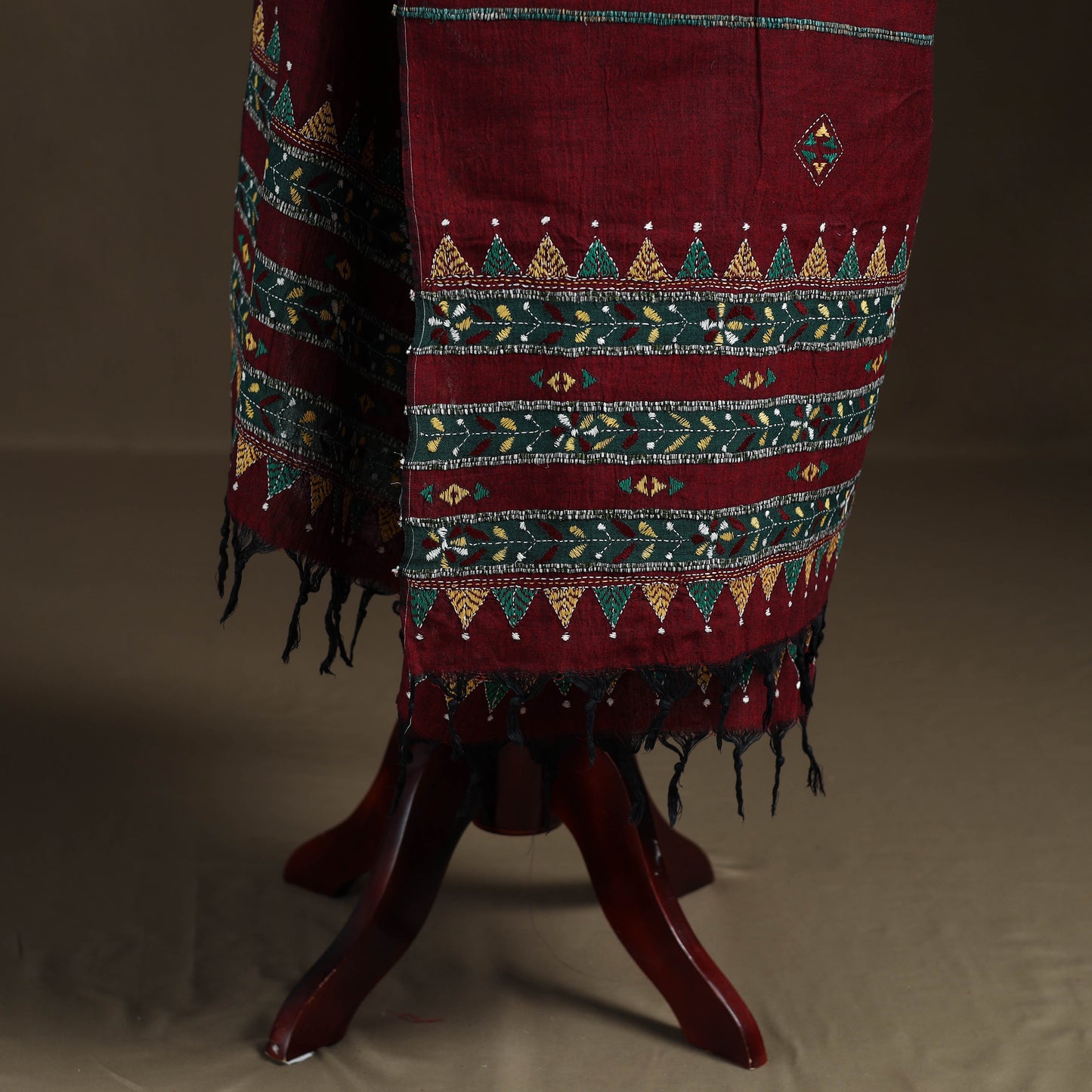 Maroon - Kantha Hand Embroidered Khes Handwoven Cotton Dupatta 20