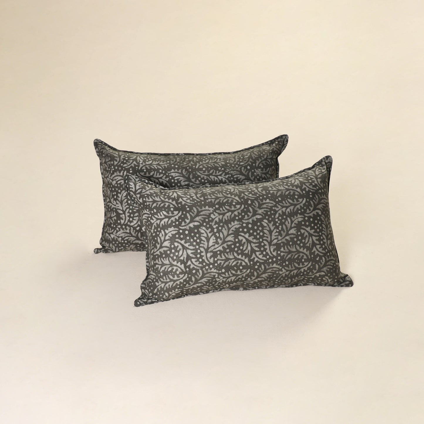Hand Block Batik Print Pillow Covers (Set of 2) 02