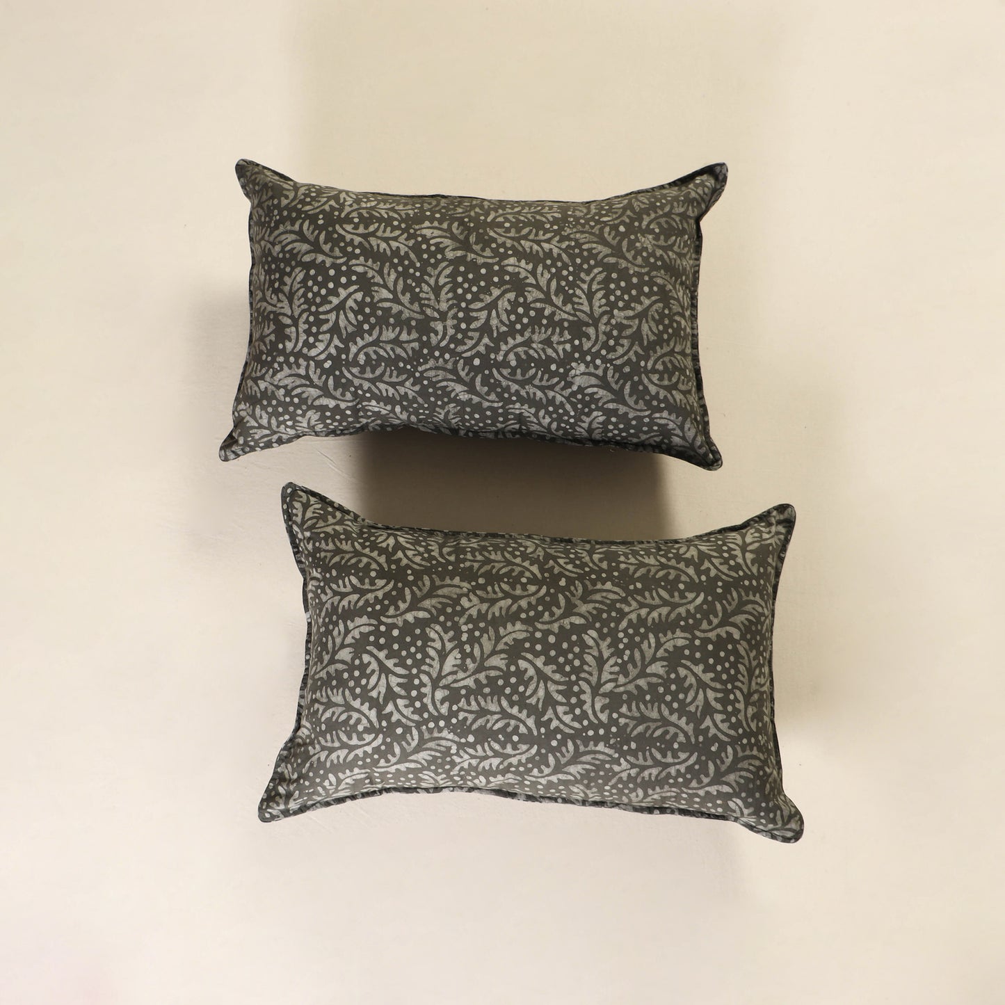 Hand Block Batik Print Pillow Covers (Set of 2) 02