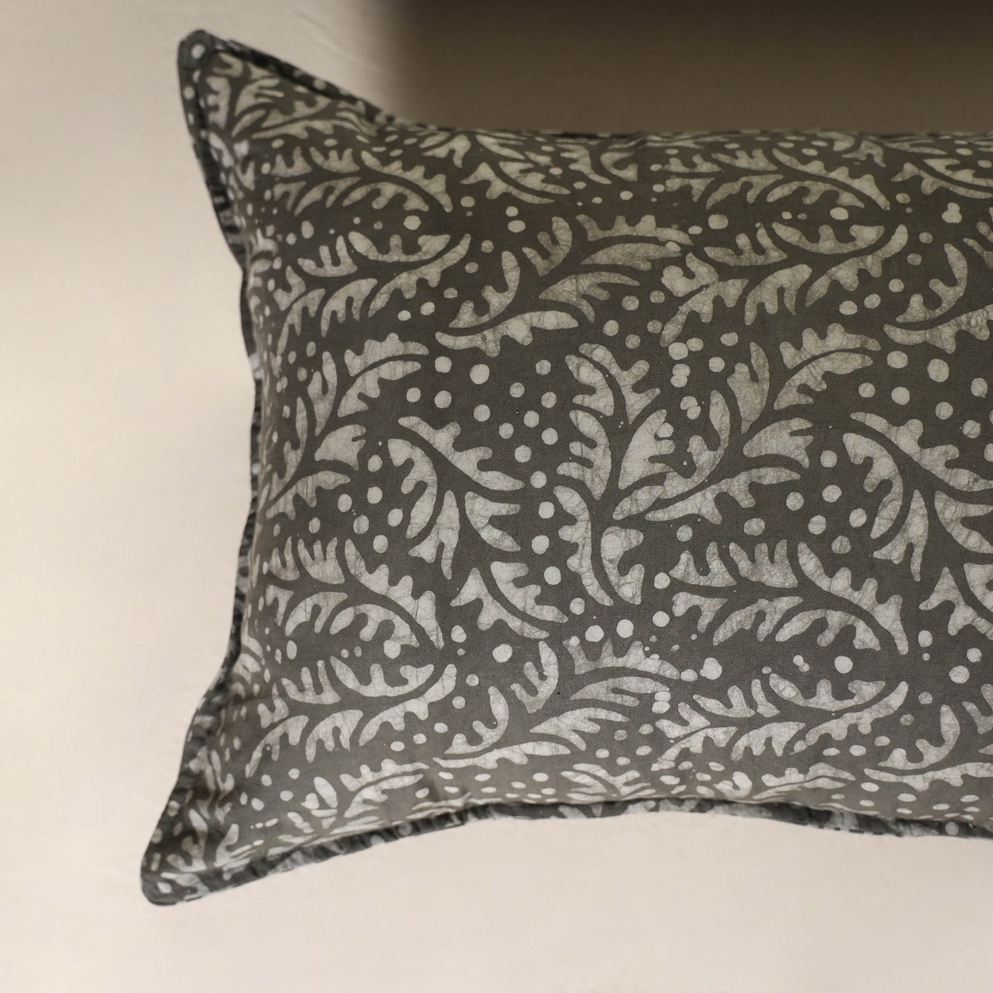 Hand Block Batik Print Pillow Covers (Set of 2) 02