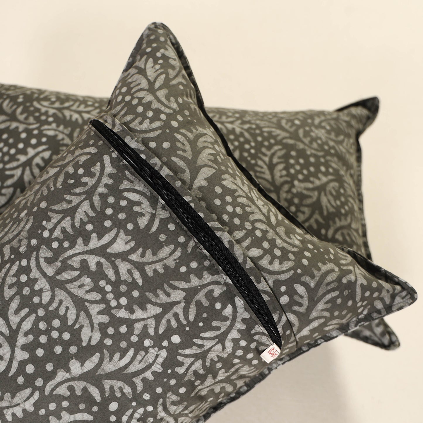 Hand Block Batik Print Pillow Covers (Set of 2) 02