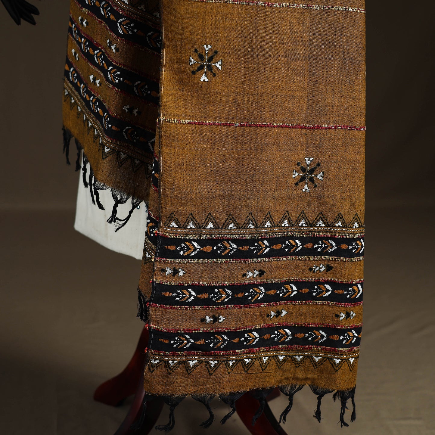 Kantha Hand Embroidered Khes Handwoven Cotton Dupatta 38