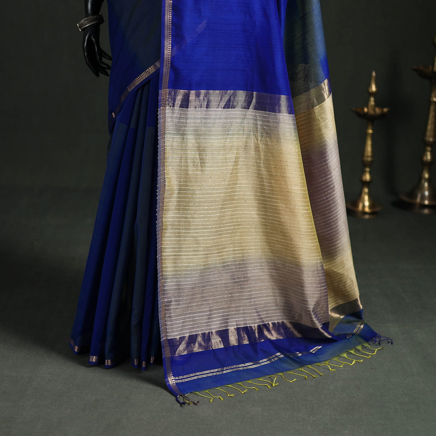 Handloom Kosa Pallu Maheshwari Silk Saree 18