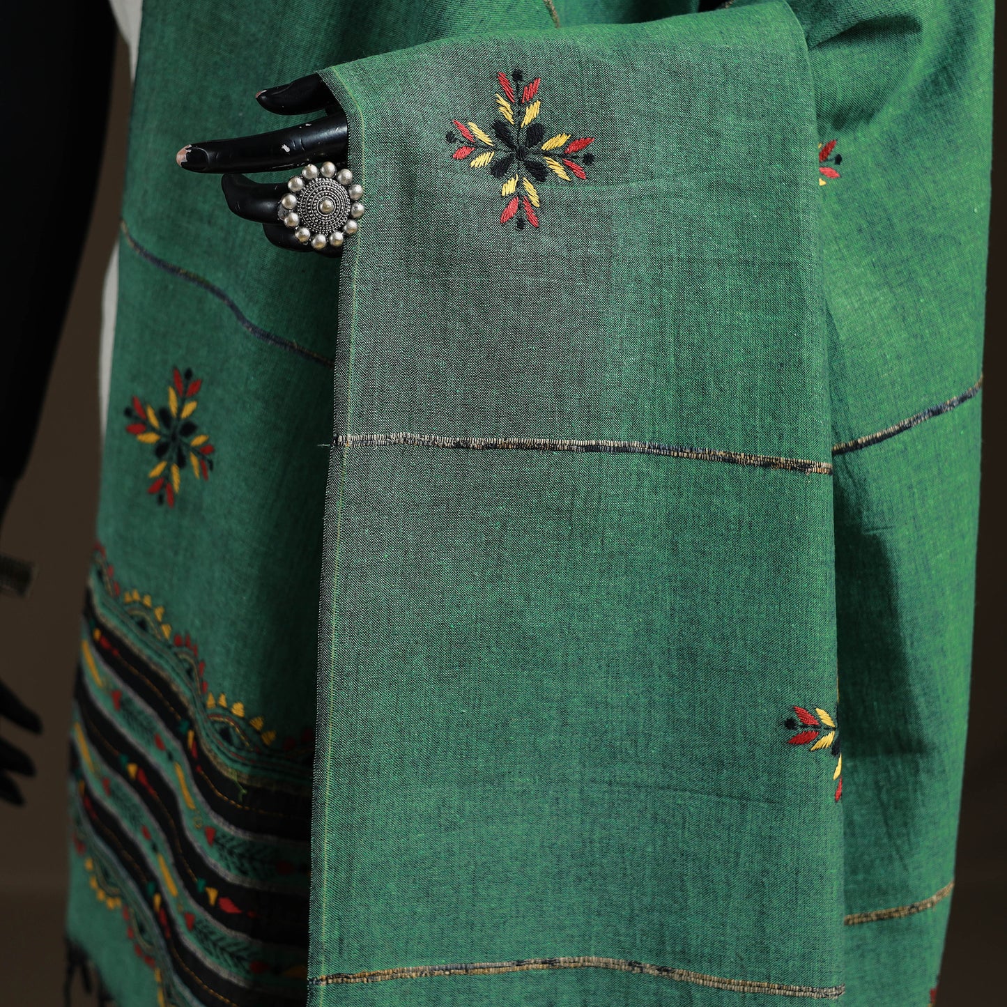 Kantha Hand Embroidered Khes Handwoven Cotton Dupatta 40