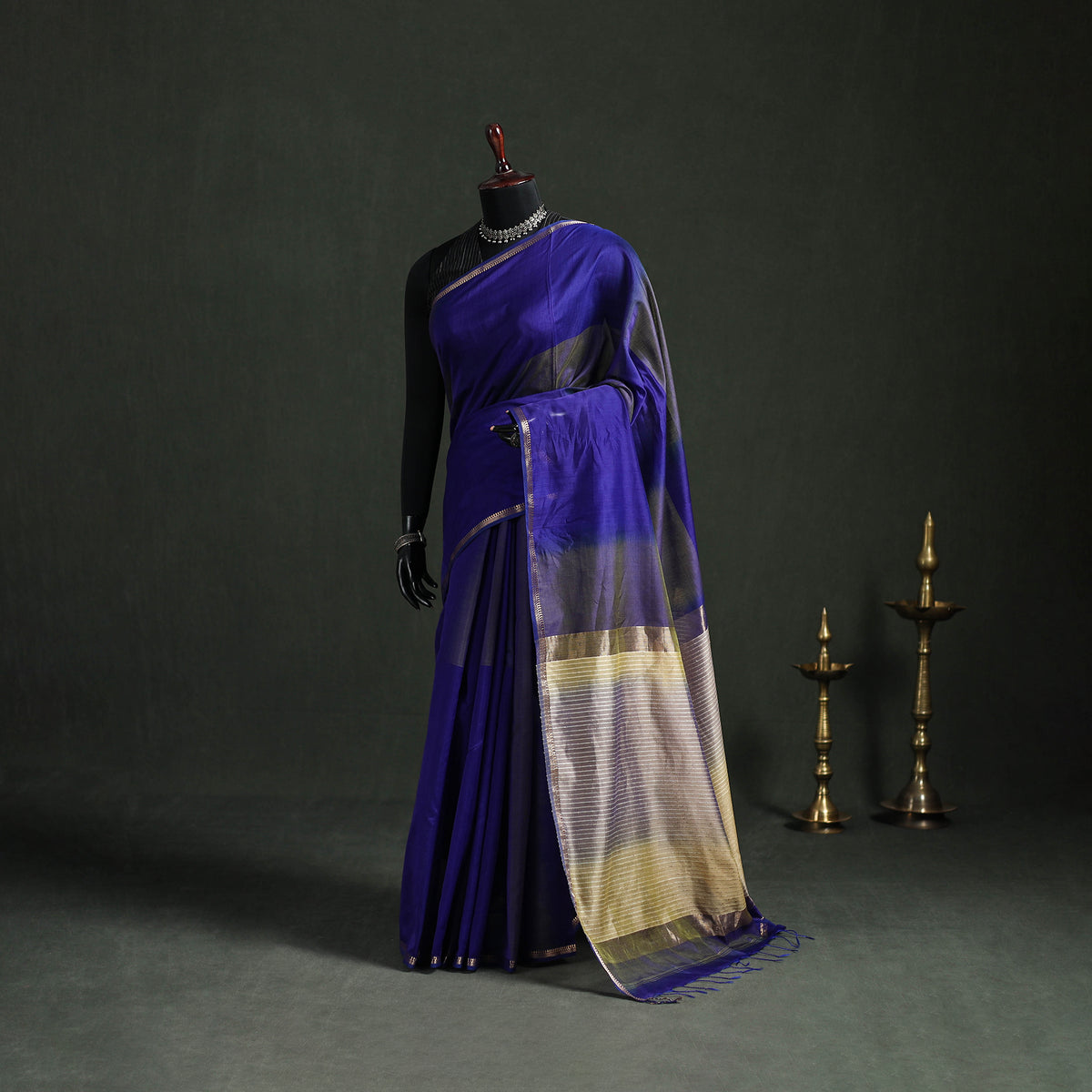 Handloom Kosa Pallu Maheshwari Silk Saree 20