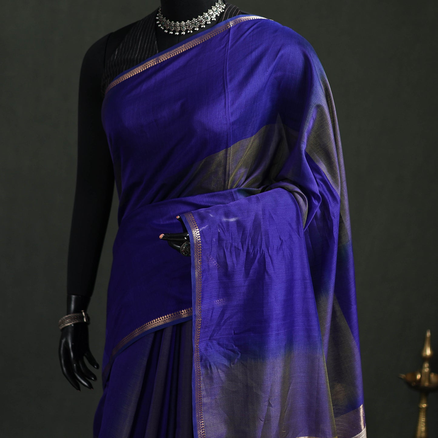 Handloom Kosa Pallu Maheshwari Silk Saree 20