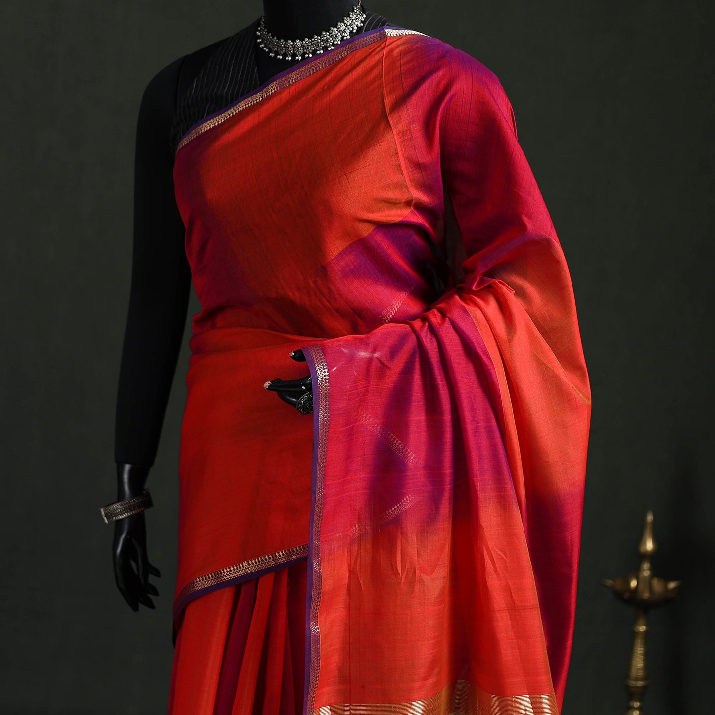 Handloom Kosa Pallu Maheshwari Silk Saree 21