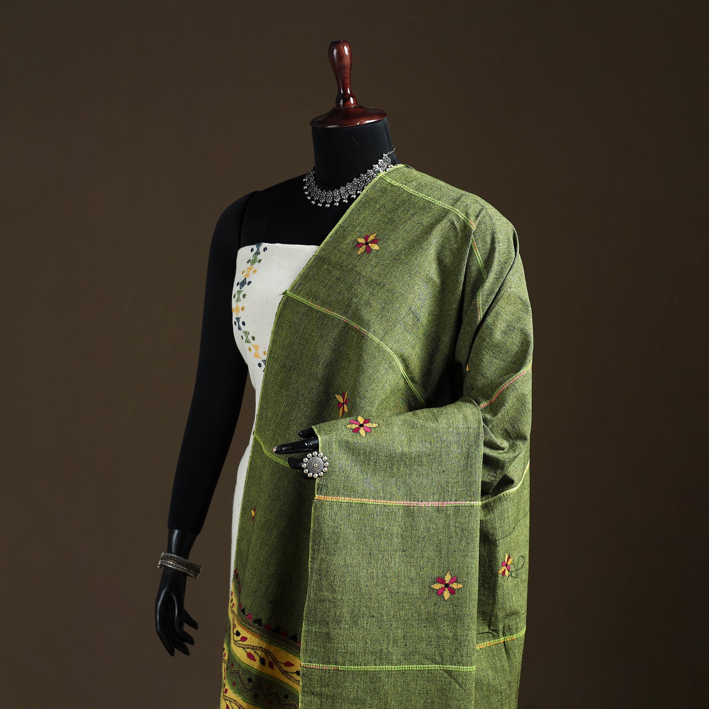 Kantha Hand Embroidered Khes Handwoven Cotton Dupatta 46
