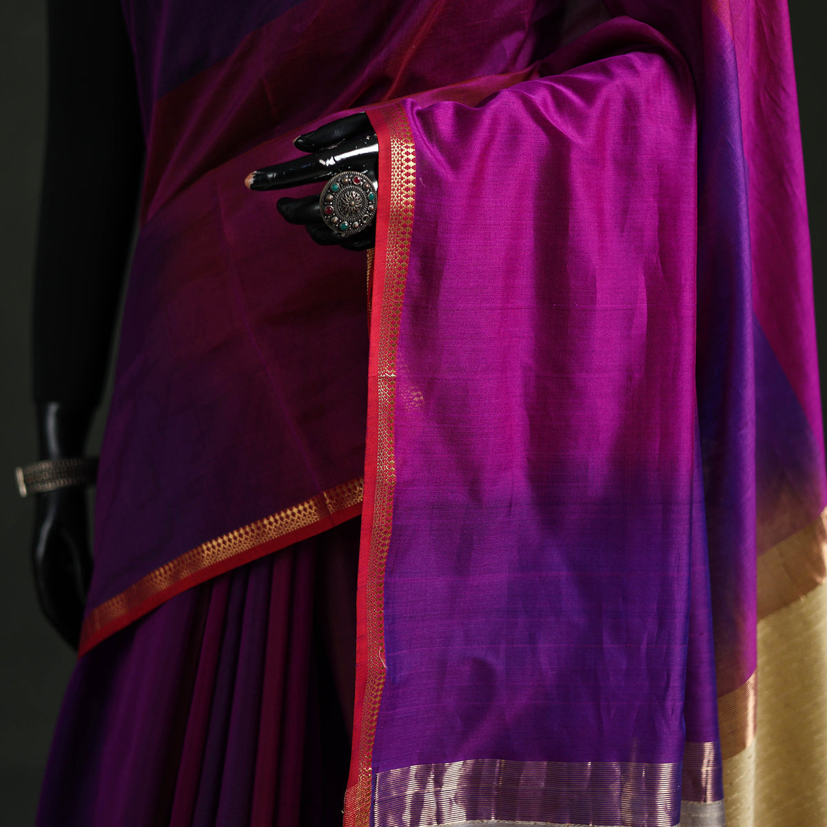 Handloom Kosa Pallu Maheshwari Silk Saree 24