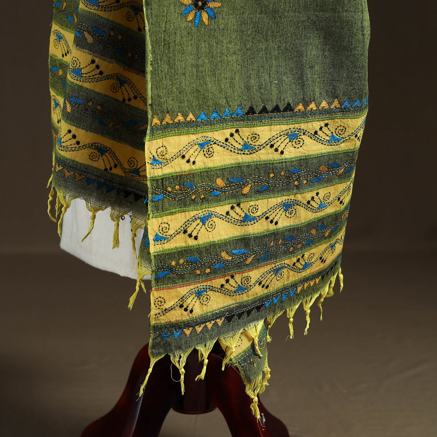 Kantha Hand Embroidered Khes Handwoven Cotton Dupatta 47