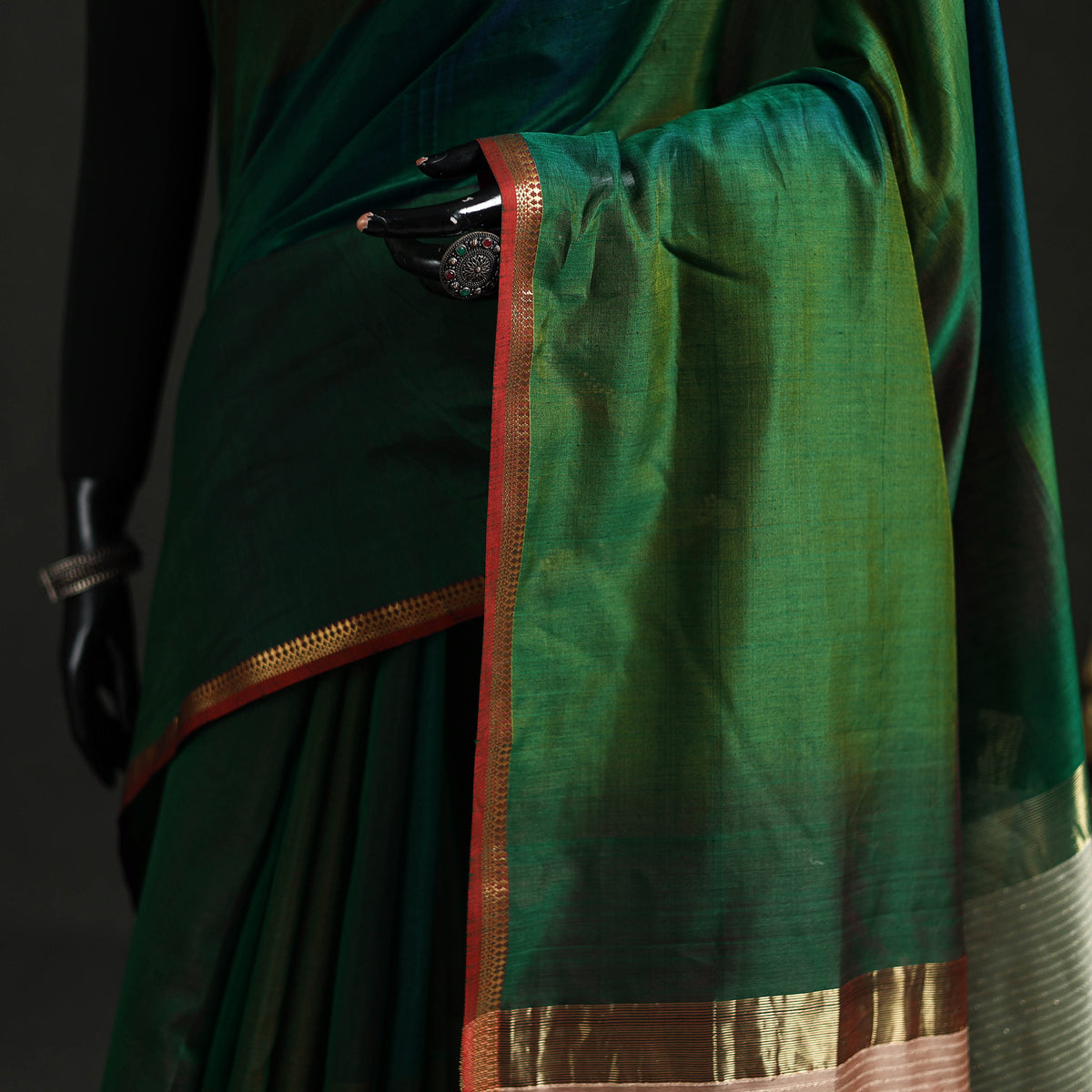 Handloom Kosa Pallu Maheshwari Silk Saree 25