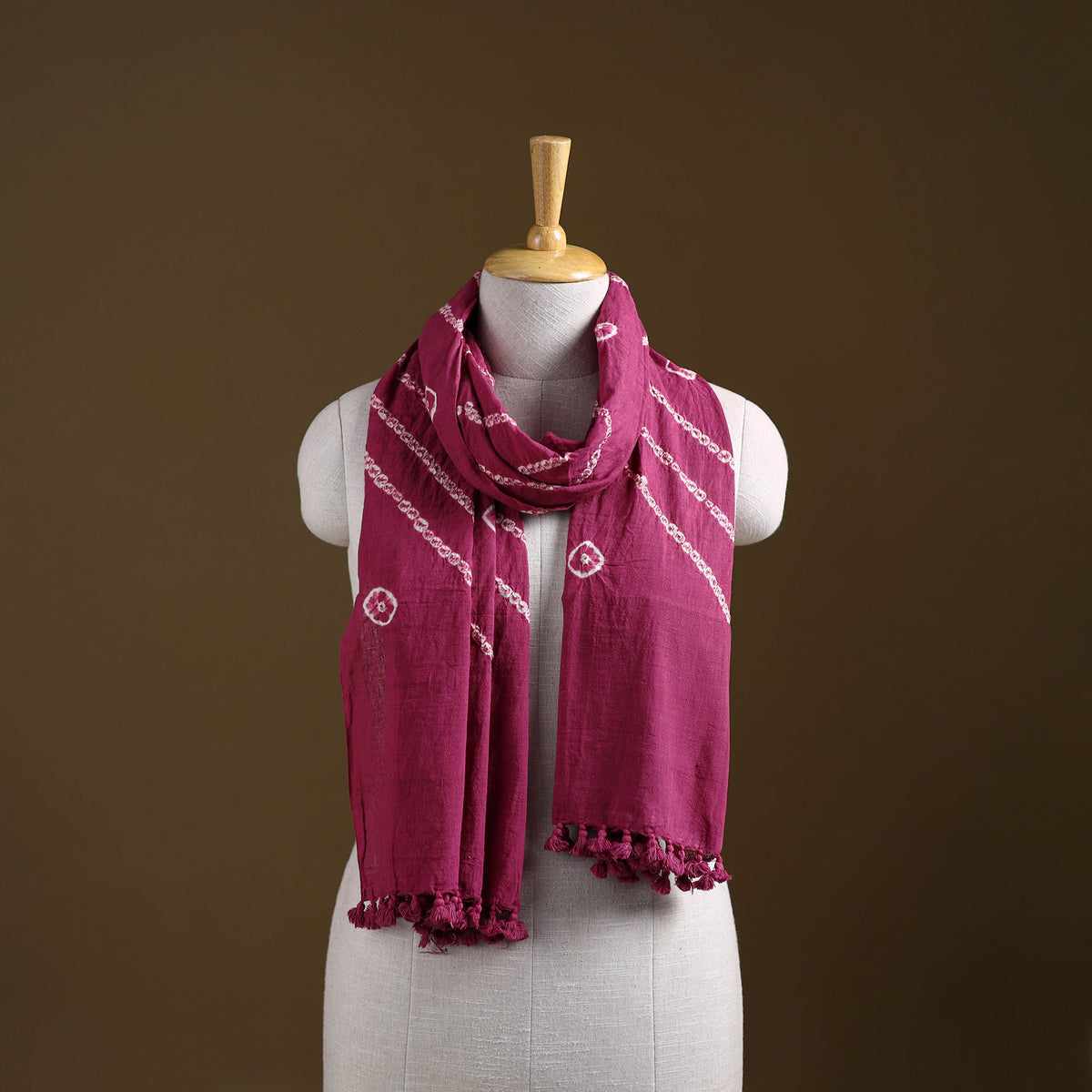 Kutch Handwoven Organic Kala Cotton Bandhani Stole 04