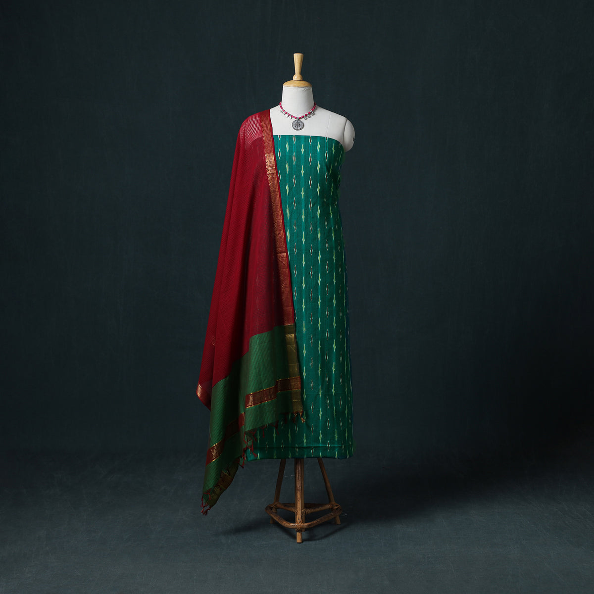Pochampally Ikat Cotton Unstitched Dress Material: Kurta & Dupatta 18