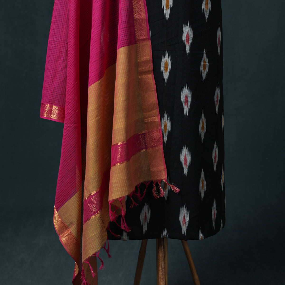 Pochampally Ikat Cotton Unstitched Dress Material: Kurta & Dupatta 25