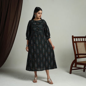 Buy Green Flared Cotton Pochampally Ikat Dress