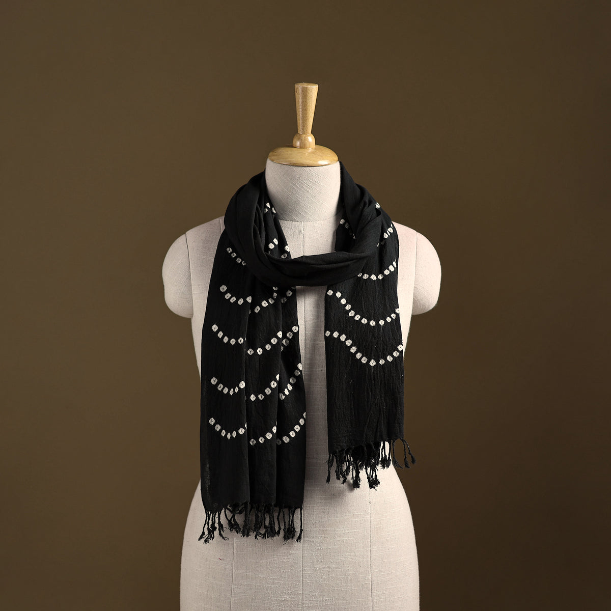 Kutch Handwoven Organic Kala Cotton Bandhani Stole 36