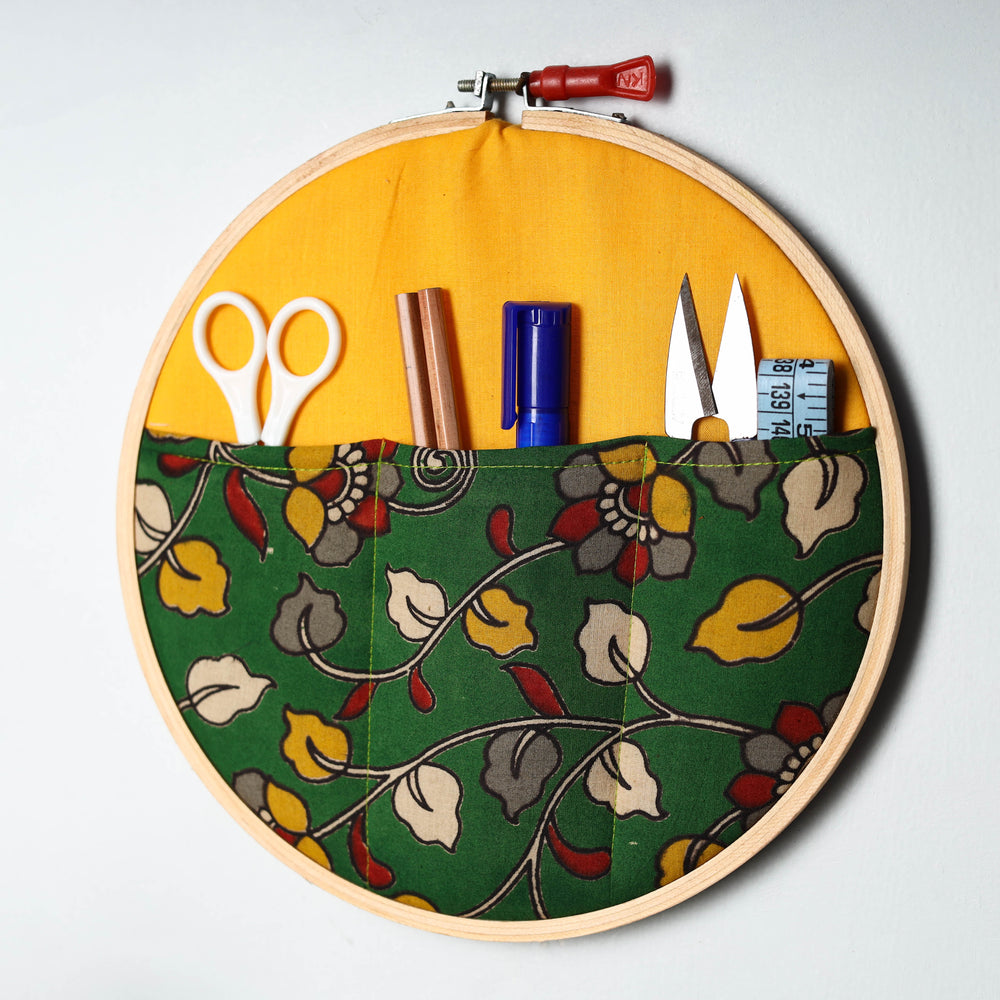 Embroidery Hoop Wall Decor (Medium) 03