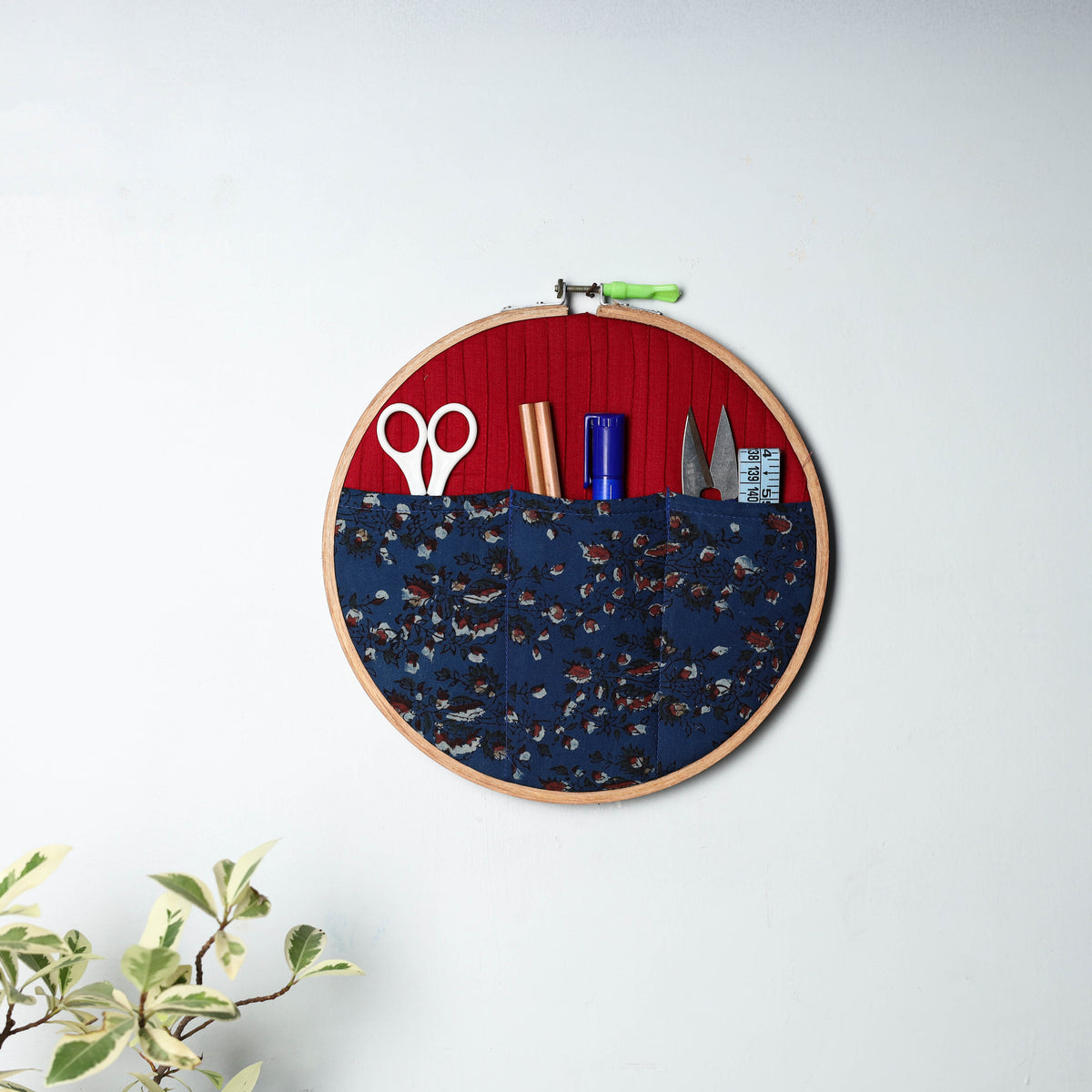 Embroidery Hoop Wall Decor (Medium) 08