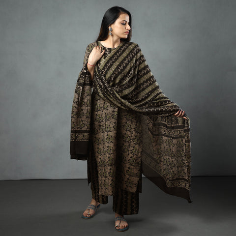 Buy Black Cotton Hand Batik Print Kurta Set