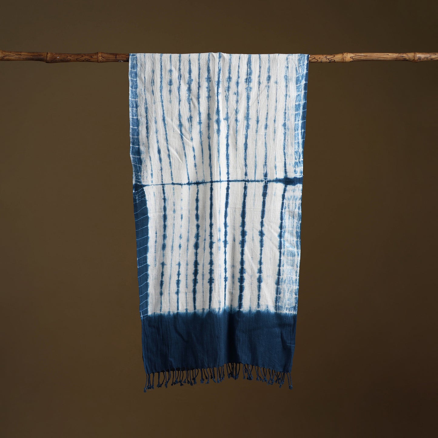 Kutch Handwoven Organic Kala Cotton Shibori Stole 08