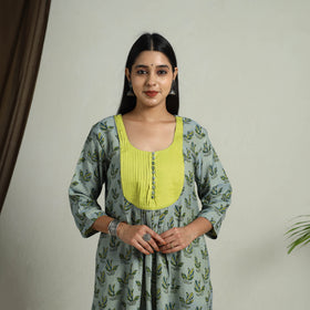Green Block Print Handwoven Cotton A-Line Mangalagiri Kurta