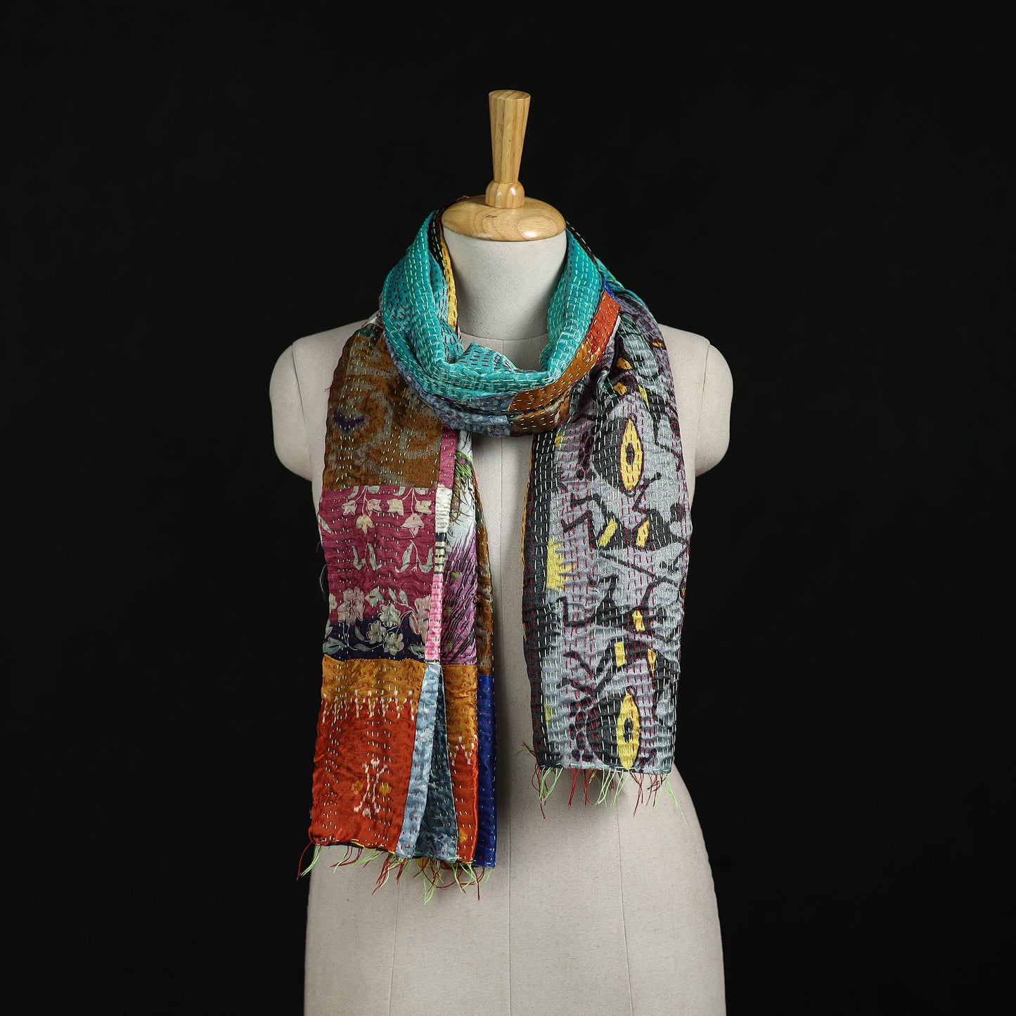 Bengal Kantha Handwork Patchwork Reversible Silk Stole 01