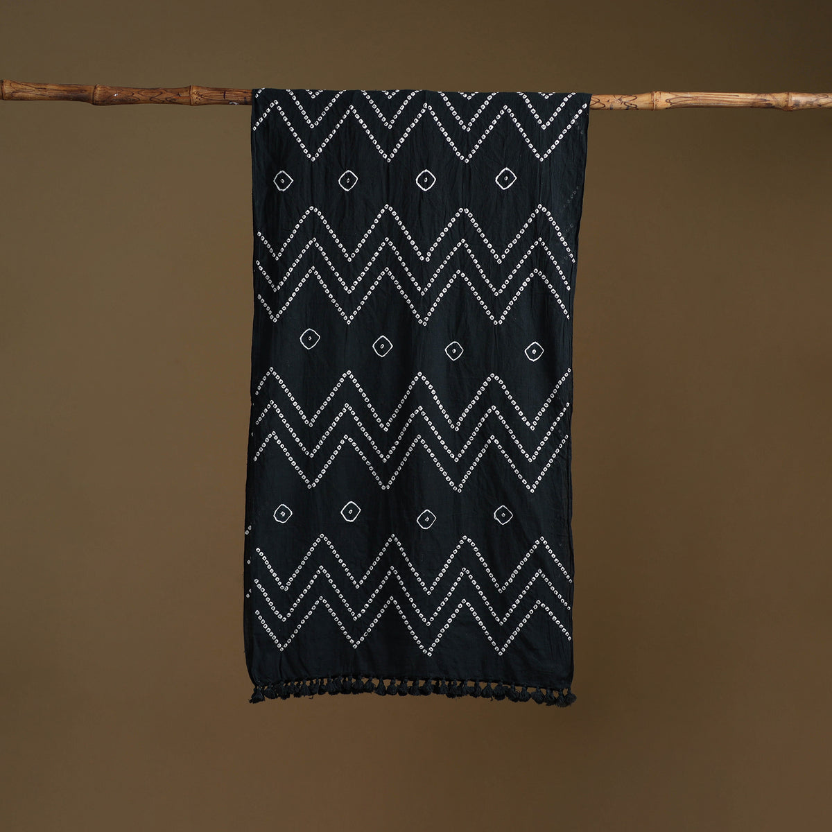 Kutch Handwoven Organic Kala Cotton Bandhani Stole 42