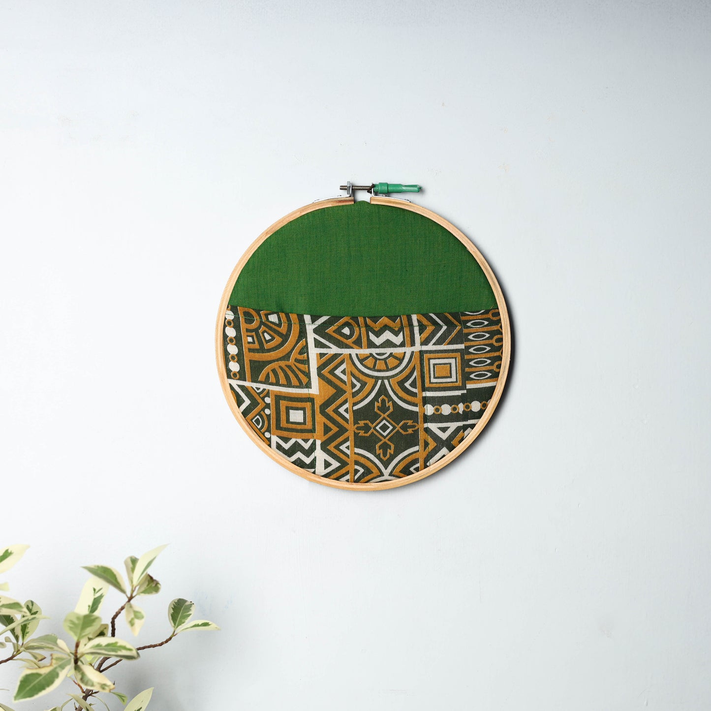 Embroidery Hoop Wall Decor (Small) 35