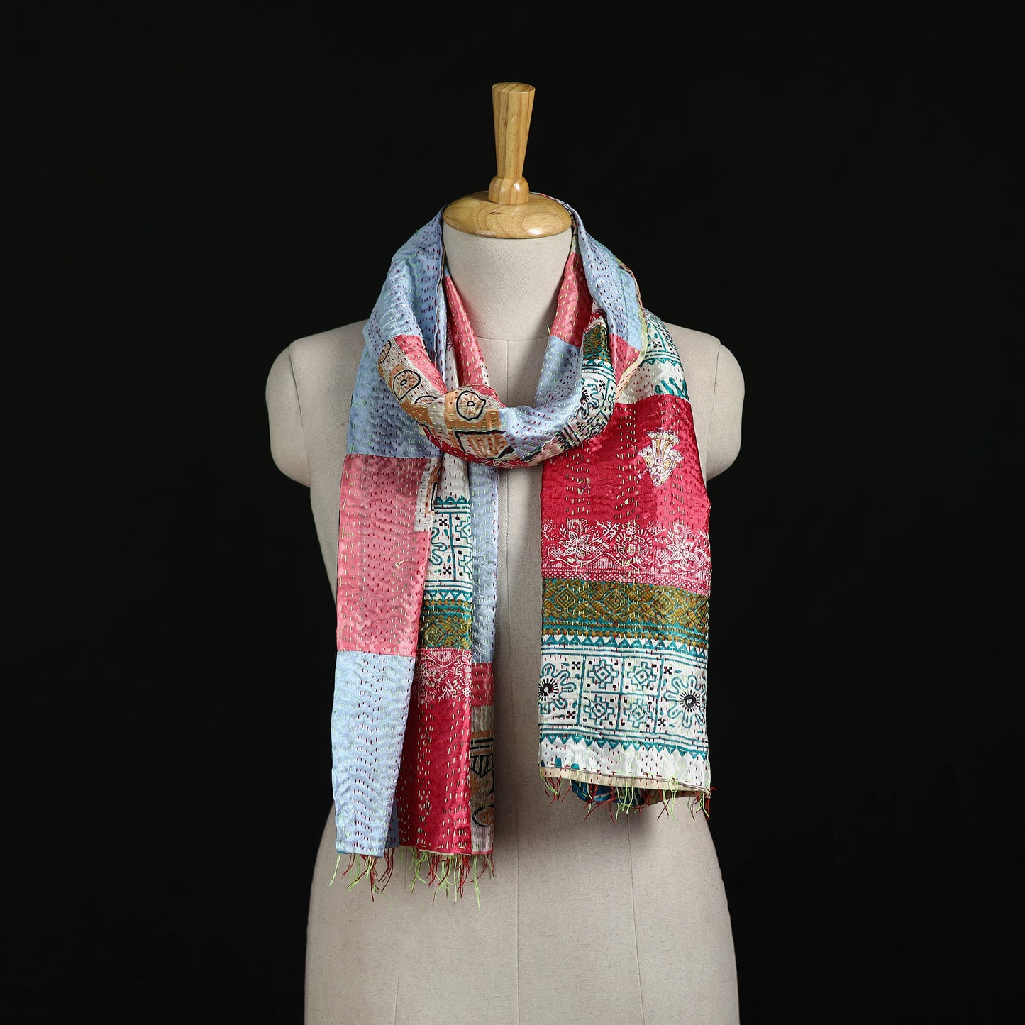 Bengal Kantha Handwork Patchwork Reversible Silk Stole 05